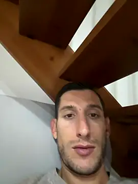 Gionnytav live sex cam