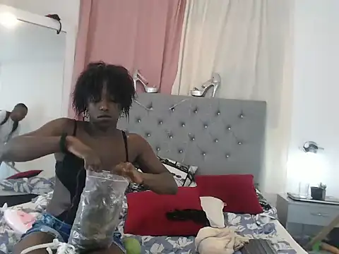 KarolLewys live sex cam
