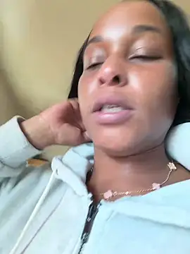 Realwetpussy live sex cam
