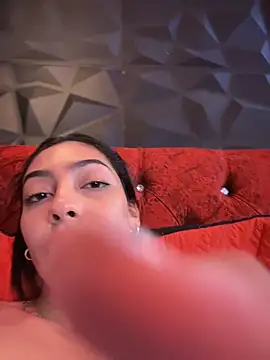 Ema_azel live sex cam