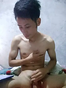 Uh-em95 live sex cam