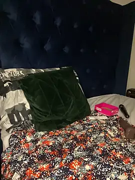 Boneca25 live sex cam