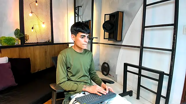Dani_mc1 live sex cam