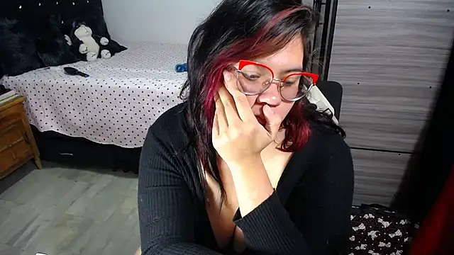 SharaPatinson live sex cam