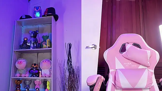 EmilyMiller_ live sex cam