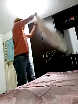 LarryCapija live sex cam