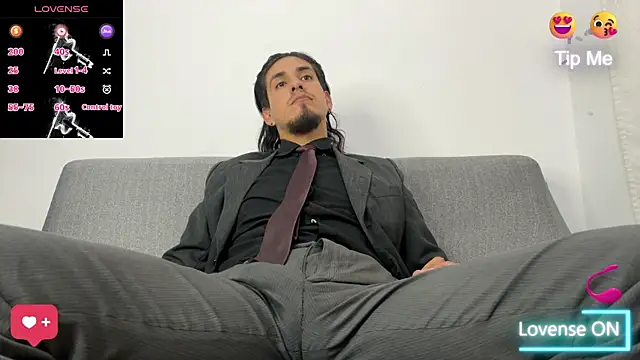 Tom_blunt96 live sex cam