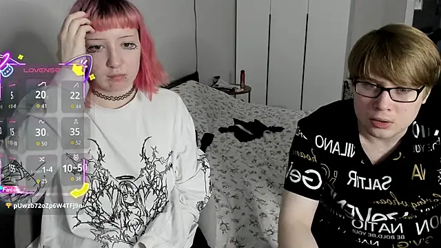 Couple_Molly live sex cam
