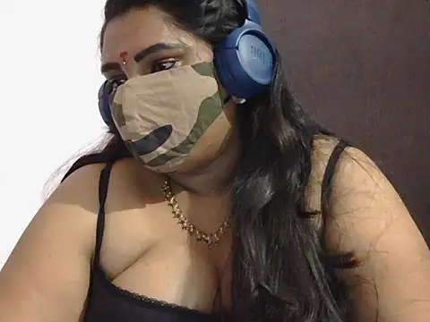 Nisha-telugu live sex cam