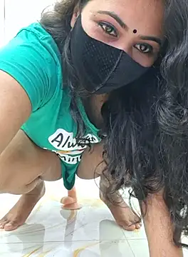 Bristy- live sex cam
