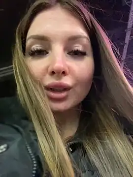 KrisMagnoly live sex cam