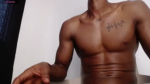 drake_brwon_23 live sex cam