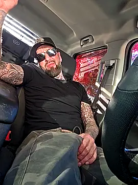 Beardedtattood live sex cam