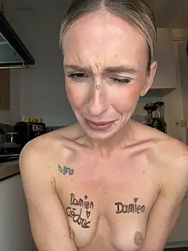 lola_tentatiion live sex cam