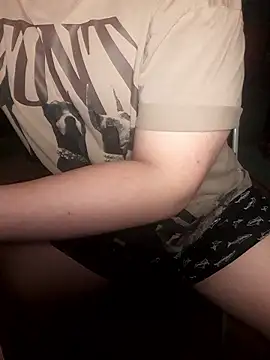 MinhTuan2002 live sex cam