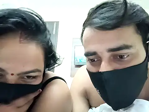 horny_milf_couple live sex cam