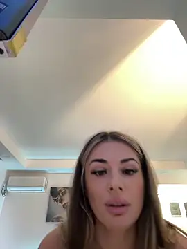IsabellaEtthan live sex cam