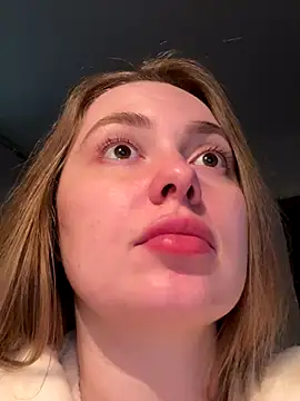 DeniMilkyyyyy live sex cam