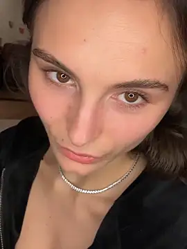 SophiiaStarr live sex cam