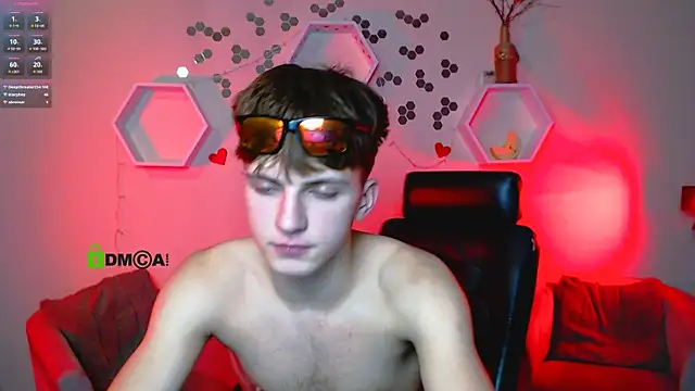 travis_wolf_ live sex cam