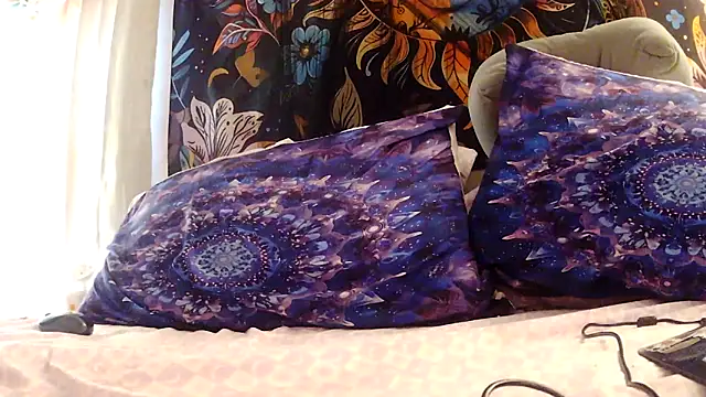 gypsyadventures1 live sex cam