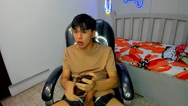 StiwenTwink live sex cam