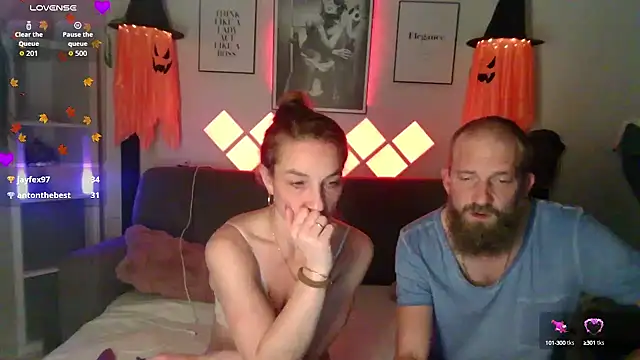 XBellaXundXUweX live sex cam