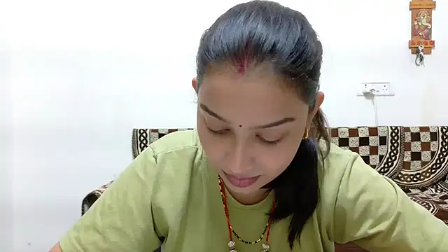 Aleena_Rai live sex cam