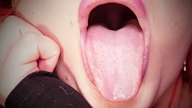 MayaAkashova live sex cam
