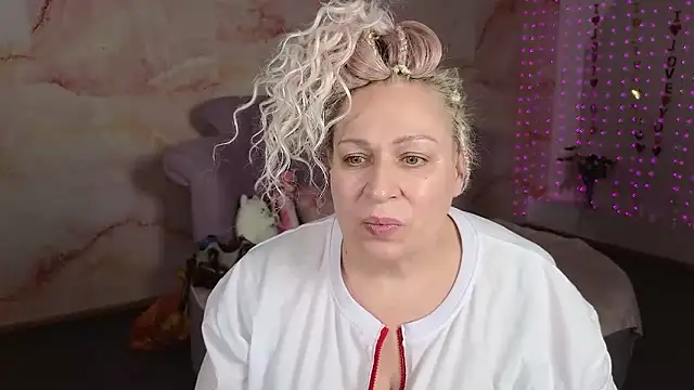 Penelope_Pinky live sex cam
