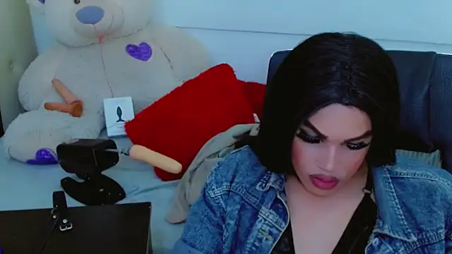NathaliaCross live sex cam