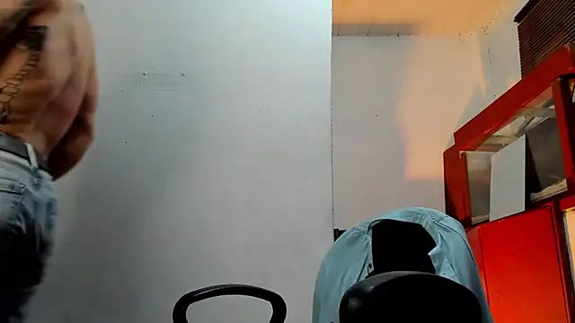 aquiles_51 live sex cam