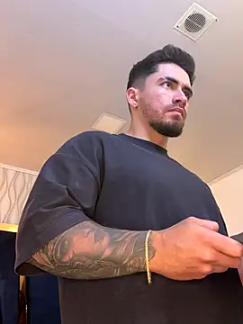 Brad_Summer live sex cam