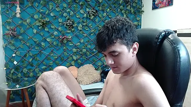 Waturox live sex cam