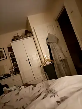 loveeatingcunts live sex cam