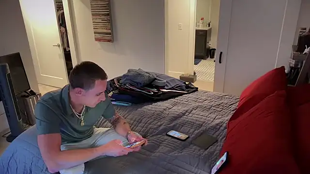 PeytonJohnn live sex cam