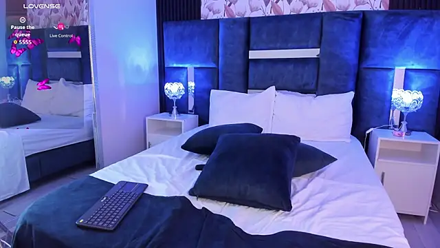 AmmyJones_ live sex cam
