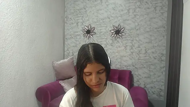 Evagirl69 live sex cam