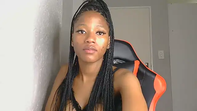 Ballenciaa live sex cam