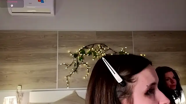 JoyeGracey live sex cam