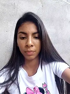 chaparritahot99 live sex cam