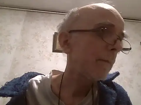 mariusica1@xh live sex cam
