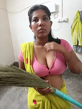 Hotty-Moni live sex cam