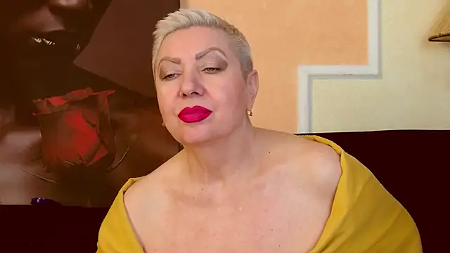 LadyPosh live sex cam