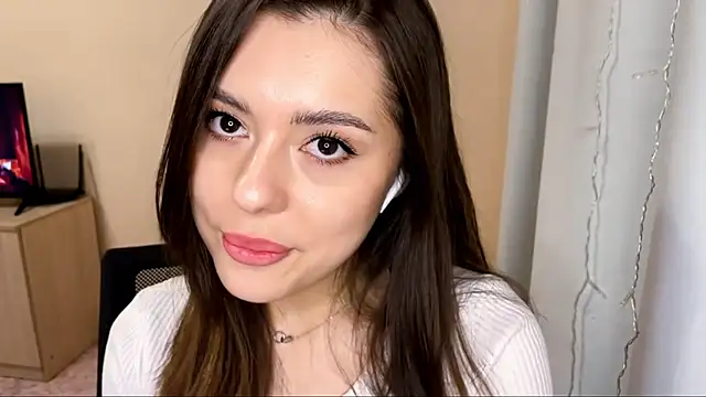 AlveraCappola live sex cam