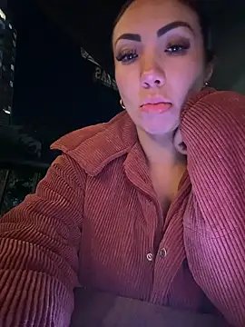 Sarahlove_90 live sex cam