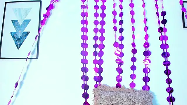 Briyit_Doll live sex cam