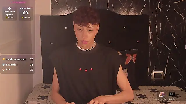 owen_sexy25 live sex cam