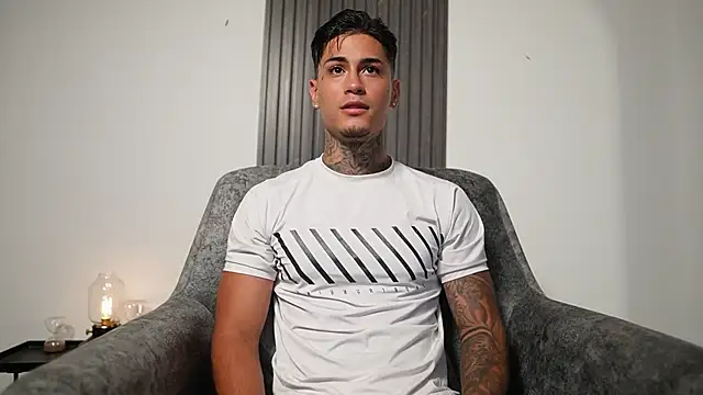 AxelVilla_ live sex cam