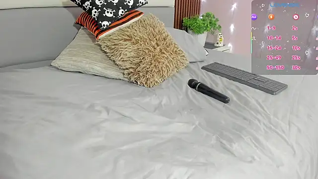 ALICESTARKK live sex cam